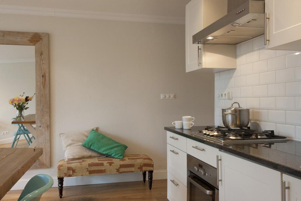 Canal Studio Apartment Amsterdam Rum bild