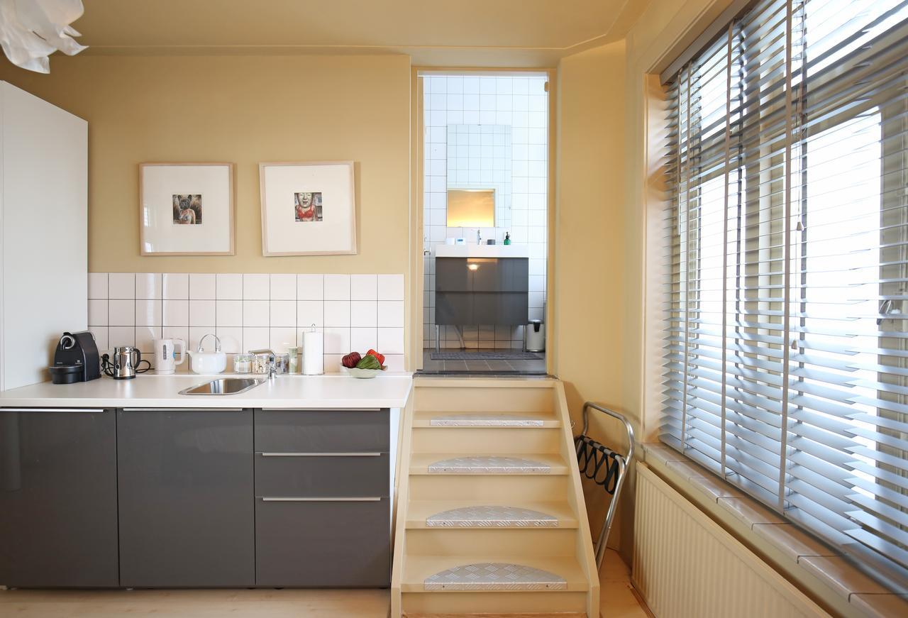 Canal Studio Apartment Amsterdam Exteriör bild